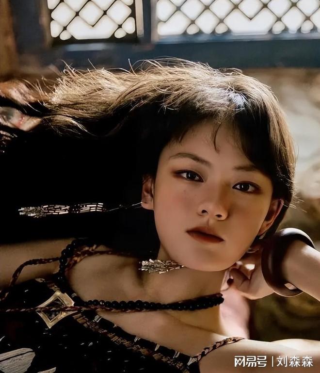 集体沉默”！《浪姐》艺人全覆没！冰球突破众星转发爱国动态台艺人“(图4)